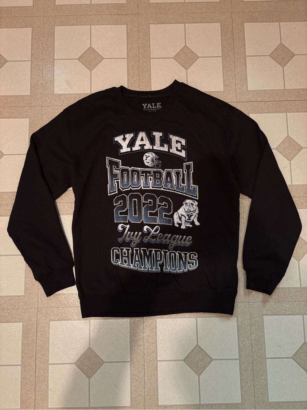 NEW Yale Football 2022 Ivy League Champions Black Crewneck Sweatshirt